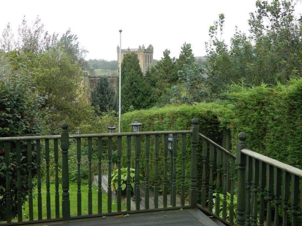 Meadhon Guest House Jedburgh Eksteriør billede